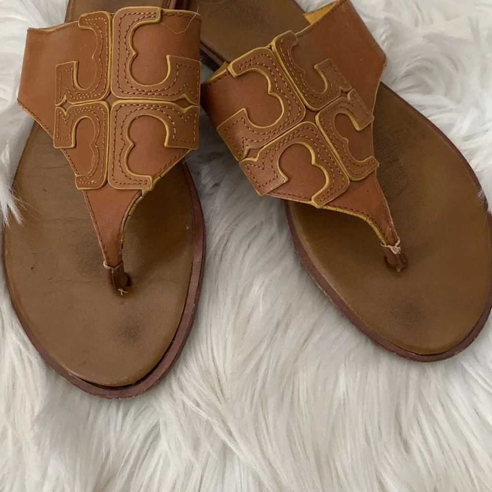 ‼️SOLD‼️Tory Burch thong sandals - Picture 3 of 4